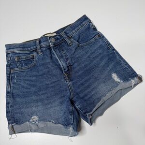 Gap high rise Jean shorts raw hem size 27 distressed